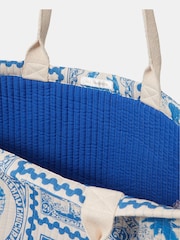 Accessorize Stamp Print Quilted Shopper Bag - Imagen 3 de 3