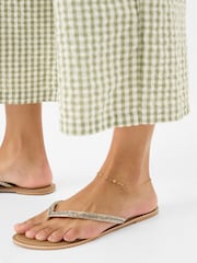 Accessorize Gold Tone Stainless Steel Clover Station Anklet - Image 2 of 2