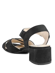 黑色 - Pavers Elegant Block Heeled Sandals - 圖片 3/5