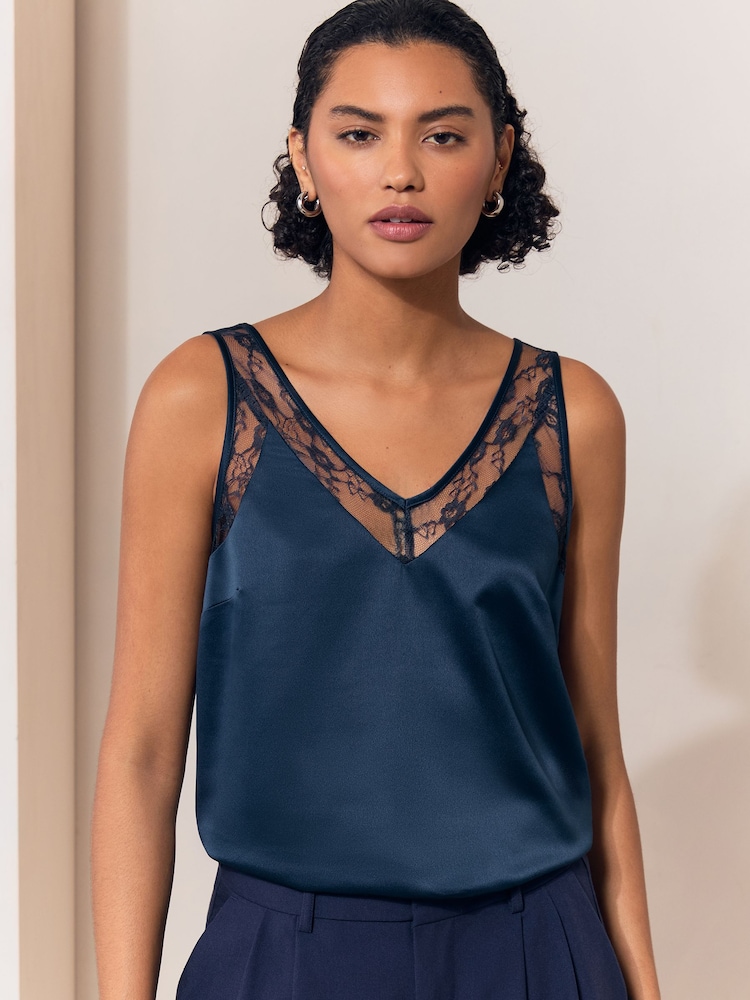 Marineblau - Lipsy Lace Satin Vest - Bild 1 von 4