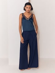 Marineblau - Lipsy Lace Satin Vest - Bild 3 von 4