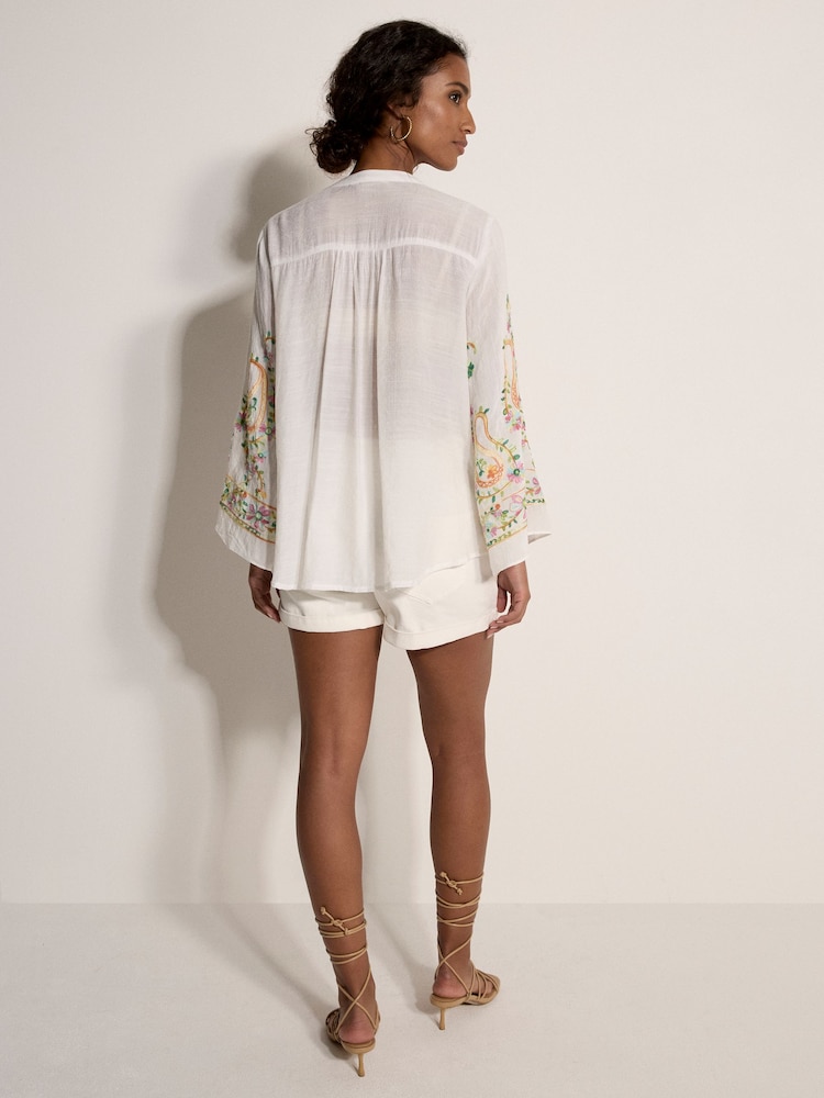 Apricot White Paisley Embroidered Bell Sleeve Blouse - Image 4 of 4 Apricot White Paisley Embroidered Bell Sleeve Blouse - Image 4 of 4