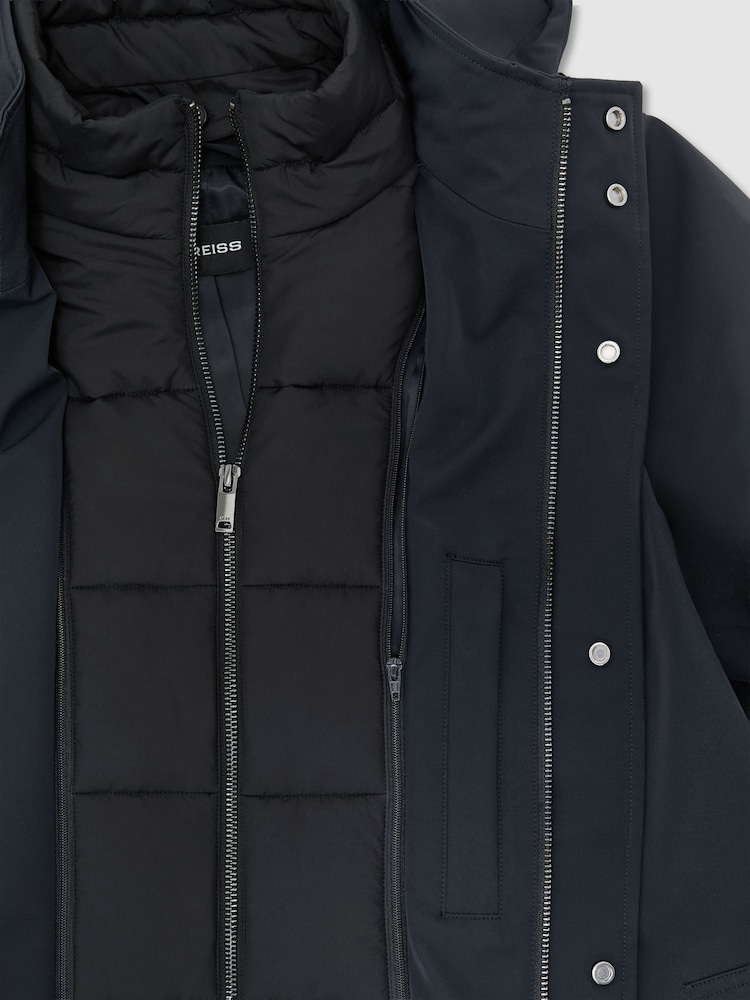 Marina de guerra - Reiss Hilson Hybrid Gilet-Insert Overcoat with Detachable Hood - Imagen 8 de 8 Marina de guerra - Reiss Hilson Hybrid Gilet-Insert Overcoat with Detachable Hood - Imagen 8 de 8