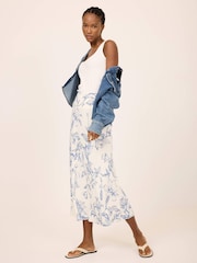 Mint Velvet Blue Floral Print Slip Skirt - Image 3 of 7