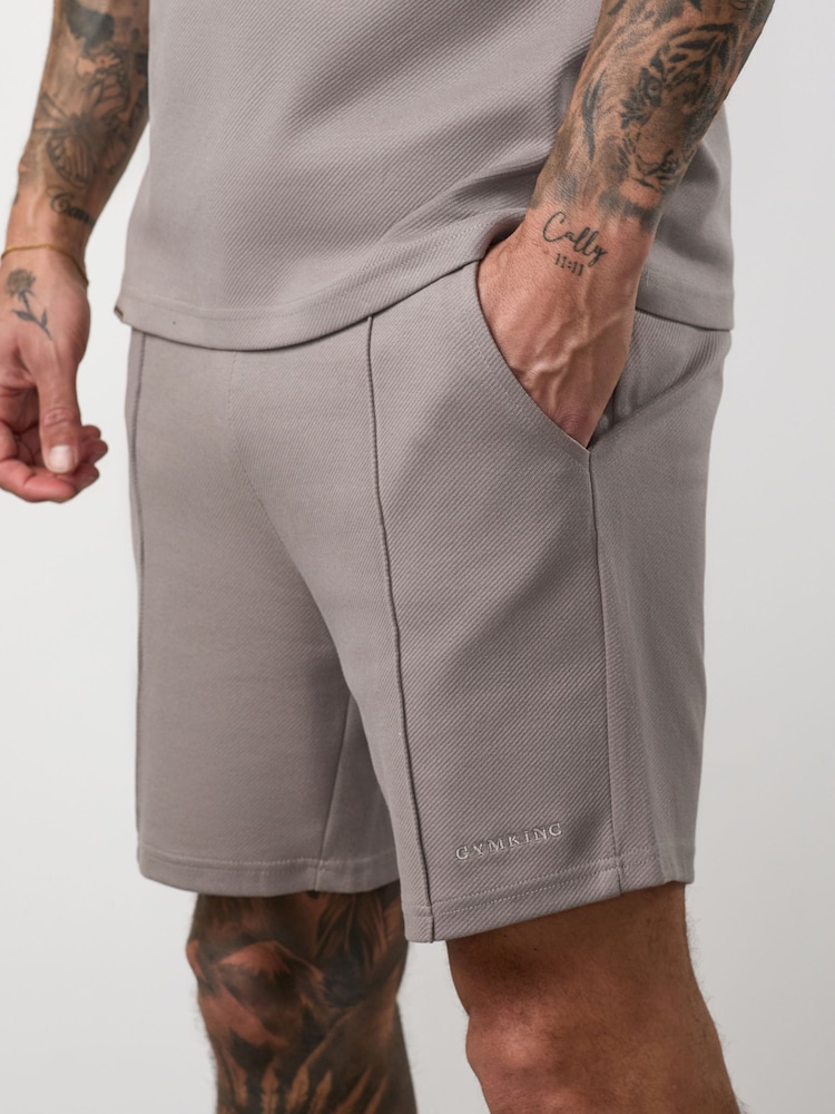 رمادي - شورت رياضي من جيم كينج بورتالز - صورة 4 من 4 رمادي - شورت رياضي من جيم كينج بورتالز - صورة 4 من 4