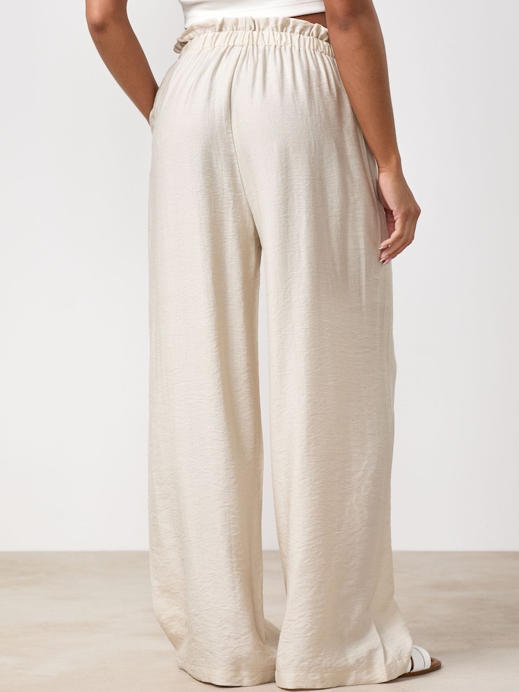 Gym King Cream Signature Woven Paper Bag Trousers - Image 2 of 3 Gym King Cream Signature Woven Paper Bag Trousers - Image 2 of 3