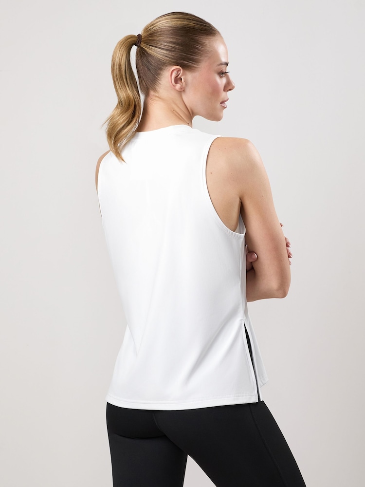 Gym King White Victory Performance Split Hem Tank - Image 2 of 4 Gym King White Victory Performance Split Hem Tank - Image 2 of 4