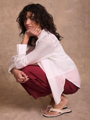 Mint Velvet Red Cotton Blend Barrel Chino Trousers - Image 5 of 7