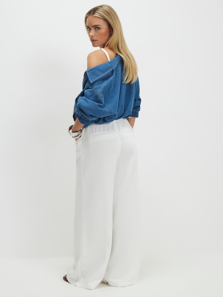 River Island White Petite Pull On Denim Wide leg Jogger - Image 4 of 4