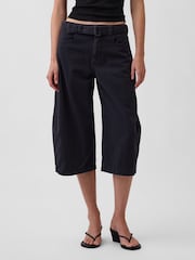 Schwarz - Gap Mid Rise Belted Culotte Barrel Trousers - Bild 2 von 5