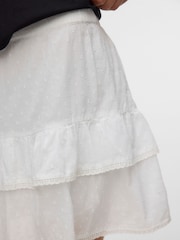 VERO MODA White Tiered Short Skirt - Image 3 of 5