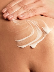 This Works Skin Deep Shimmer Serum 50ml - Image 3 of 5