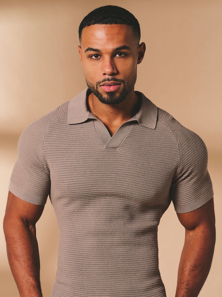 Tailored Athlete Muscle Fit Textured Knitted Open Collar Polo Shirt - Imagen 1 de 7