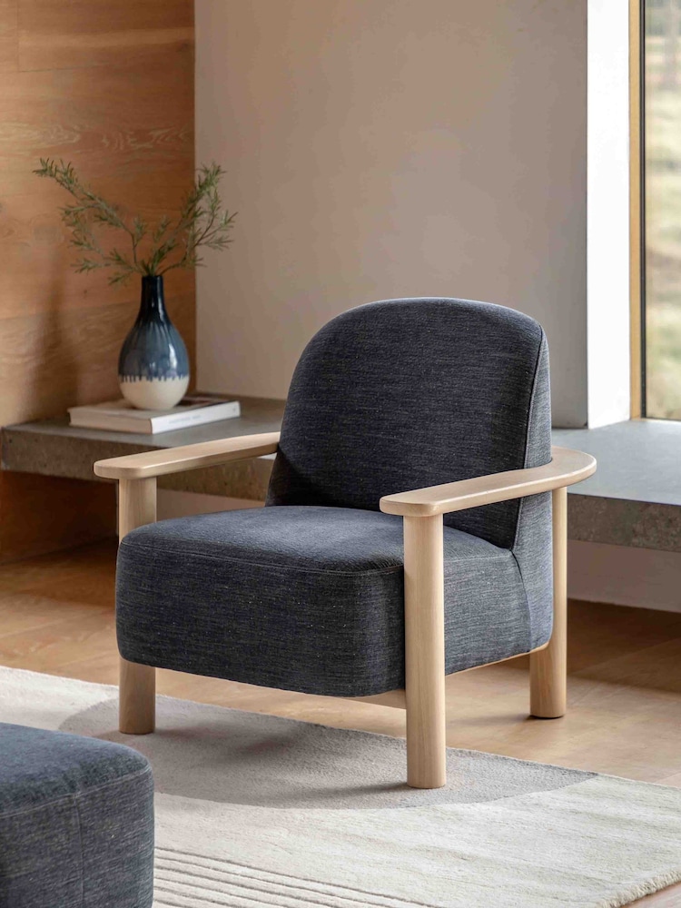 Gallery Home Natural Hesperus Willow Pacific Armchair - Image 1 of 6 Gallery Home Natural Hesperus Willow Pacific Armchair - Image 1 of 6