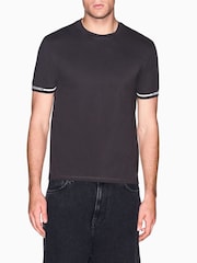 تيشِرت بشعار تلبيس قياسي من Armani Exchange - صورة 1 من 7