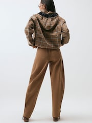 River Island Brown Tab Hem Detail Barrel Leg Jeans - Image 4 of 7