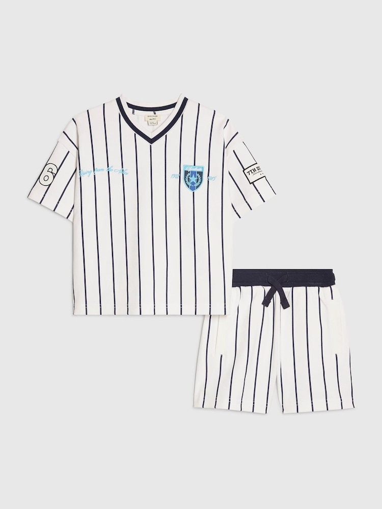 River Island White Oversized Baseball Stripe T-Shirt & Shorts Set - Image 2 of 5 River Island White Oversized Baseball Stripe T-Shirt & Shorts Set - Image 2 of 5