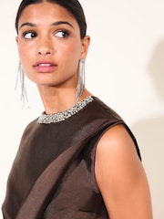 Friends Like These Embellished Neck Sleeveless Mini Dress - תמונה 2 מתוך 6