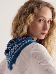 Seasalt Cornwall May Garland Square Scarve - Imagen 3 de 5