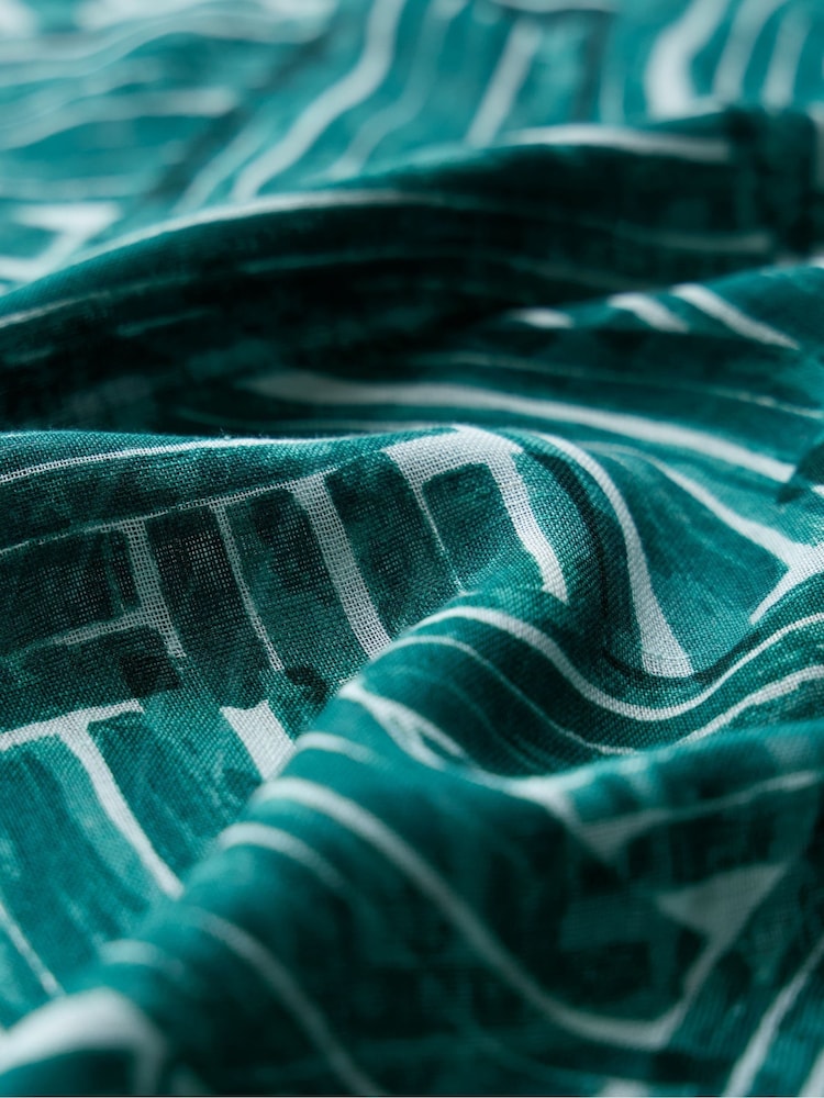 Seasalt Cornwall Green Wilcove Snood - Image 3 of 3