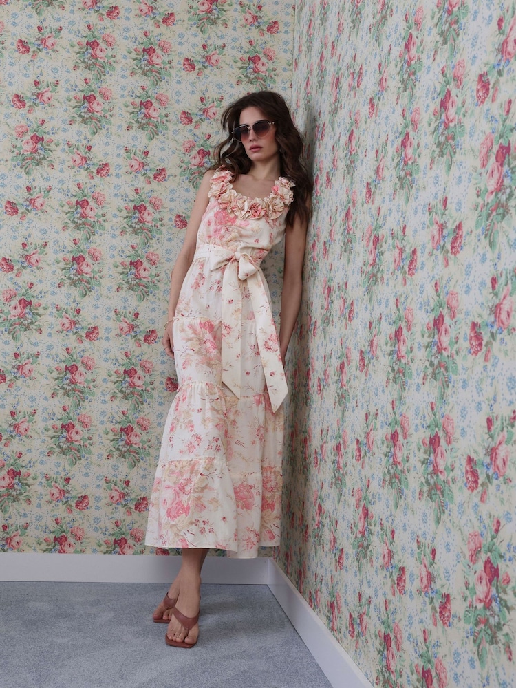 River Island Brown Cabbages and Roses Sleeveless Corsage Tiered Midi Dress - Image 4 of 4