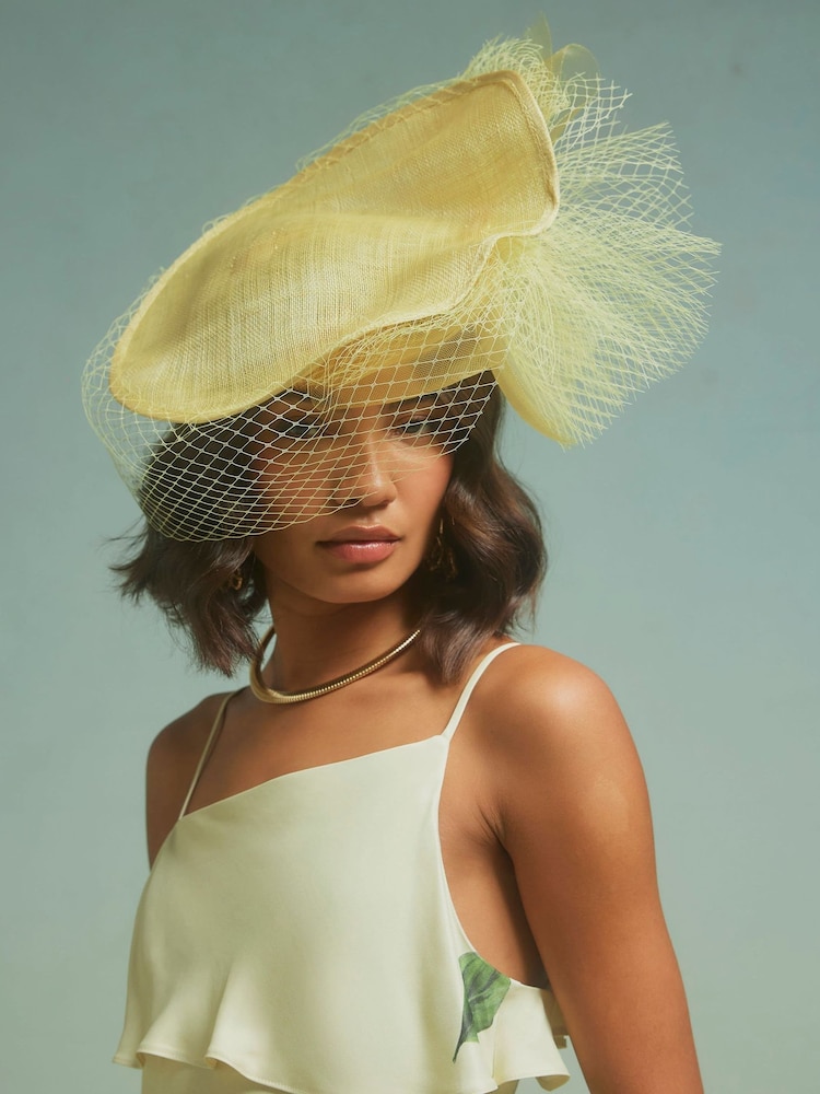 River Island Yellow Edwina Oversized Fascinator Hat - Image 1 of 5 River Island Yellow Edwina Oversized Fascinator Hat - Image 1 of 5