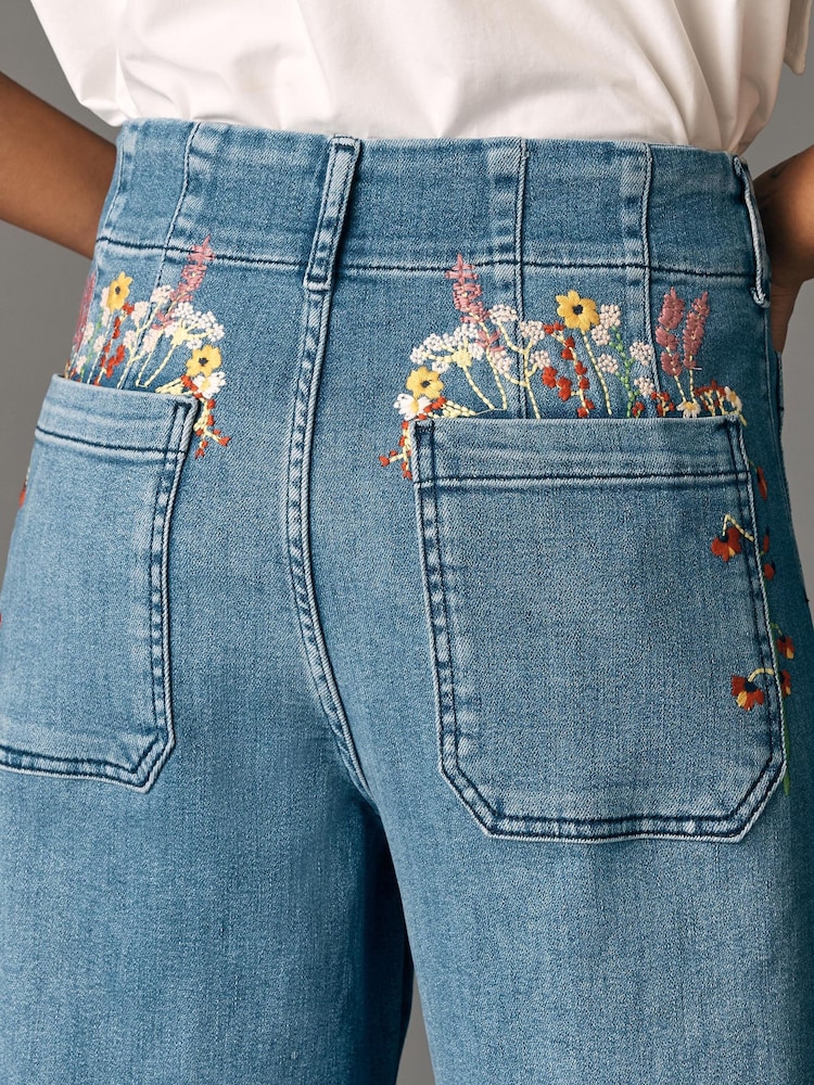 Anthropologie Blue Maeve The Colette Full-Length Wide-Leg Embroidered Pocket Edition Jeans - Image 5 of 5