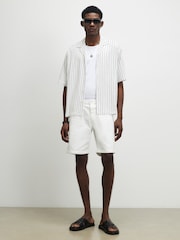 River Island White Slim Fit Denim Shorts - Image 2 of 4