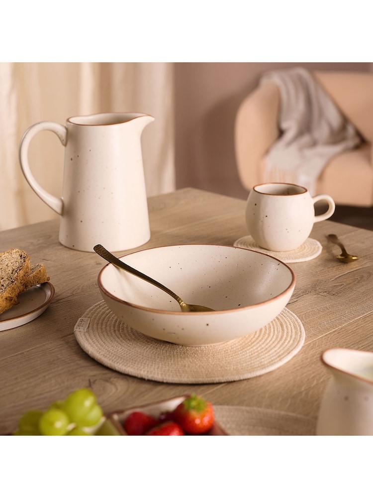 Widdop Cream Hestia Large Jug - Image 1 of 3