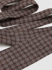 Marrón oscuro - Reiss Amico Silk Floral Medallion-Print Tie - Imagen 3 de 5