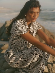 Mint Velvet Blue Leaf Print Wide Leg Trousers - Image 4 of 7