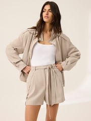 Mint Velvet Tie Waist Shorts - Bild 4 von 8