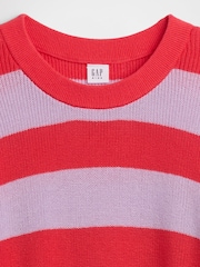 Sweter o kroju oversize Gap w paski z okrągłym dekoltem (4–13 lat) - Obraz 3 z 3