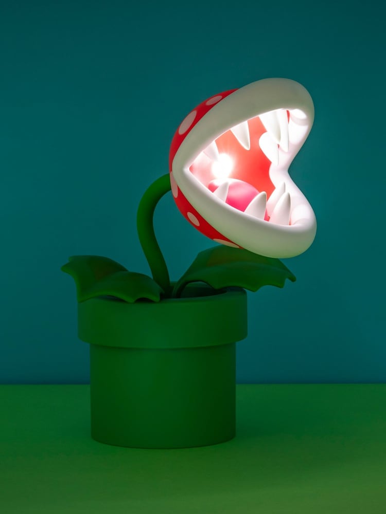 Paladone Super Mario Piranha Plant Desk Lamp - Image 6 of 6