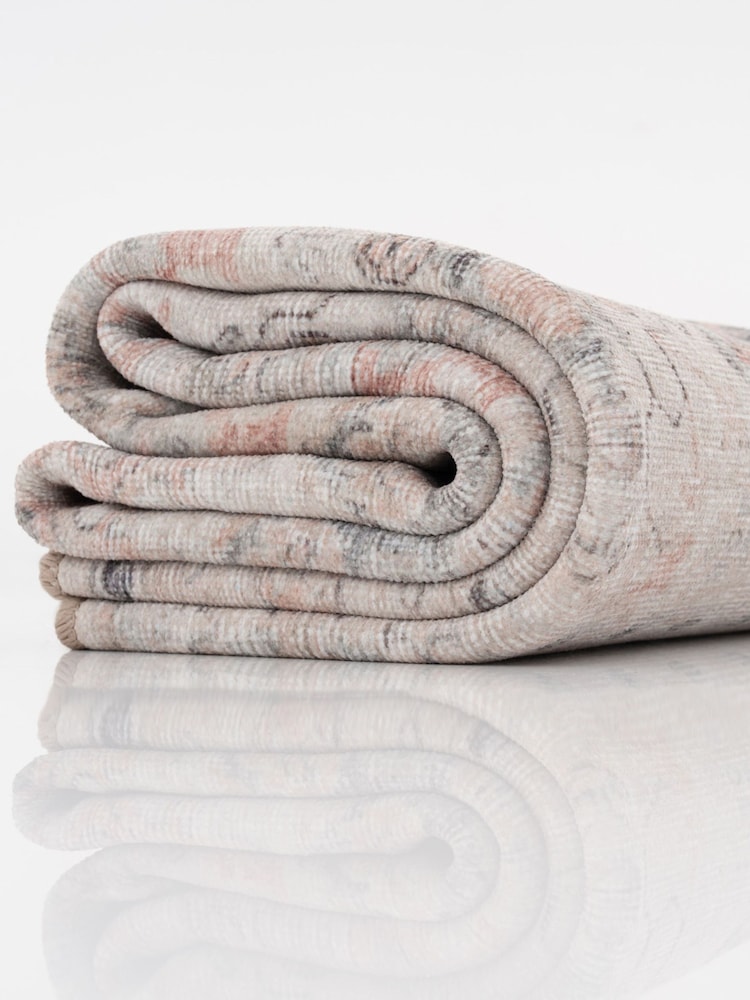kukoon Cream Washable Elnora Soft Boho Chic Distressed Heirloom Rug - Image 6 of 6 kukoon Cream Washable Elnora Soft Boho Chic Distressed Heirloom Rug - Image 6 of 6