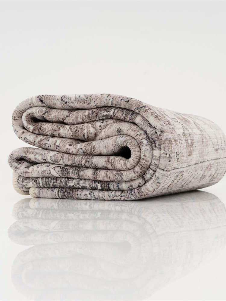 kukoon Beige Washable Elsie Soft Vintage Traditional Area Rug - Image 6 of 6 kukoon Beige Washable Elsie Soft Vintage Traditional Area Rug - Image 6 of 6