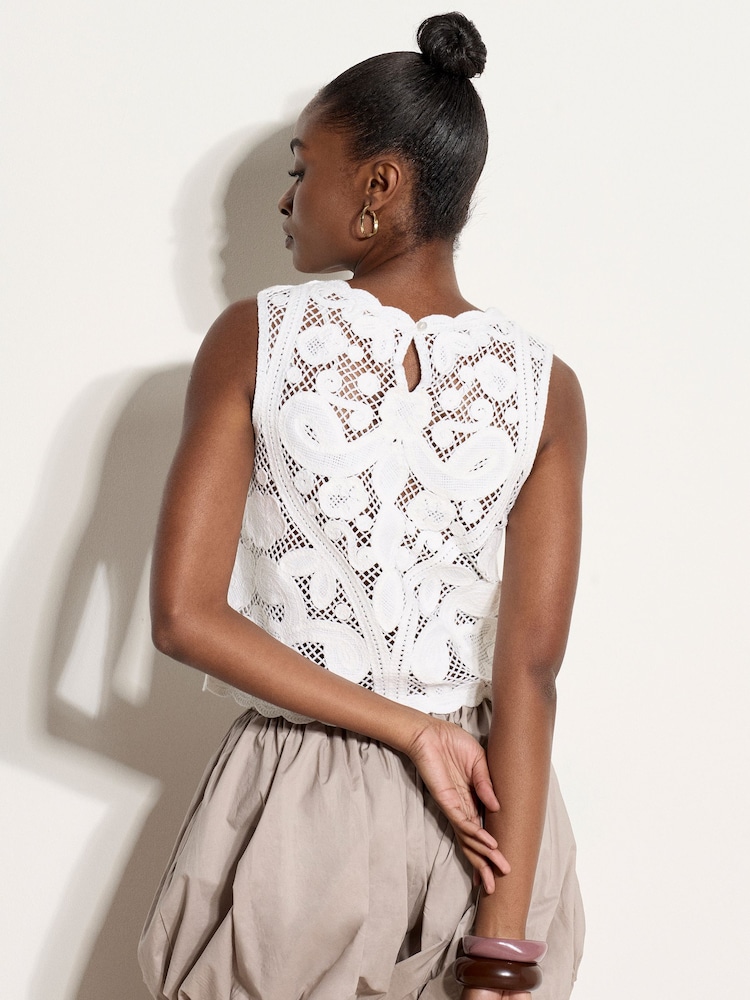 Apricot White Crochet Mesh Shell Top - Image 4 of 4 Apricot White Crochet Mesh Shell Top - Image 4 of 4