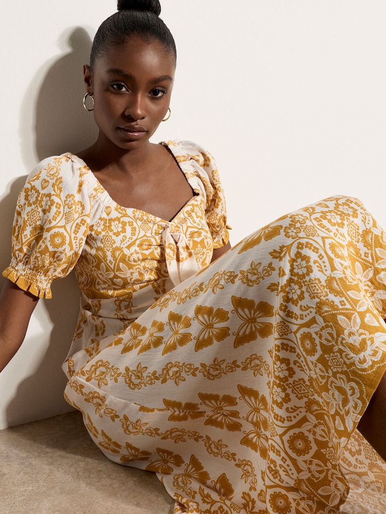 Apricot Yellow Butterfly Border Print Midi Dress - Image 4 of 4 Apricot Yellow Butterfly Border Print Midi Dress - Image 4 of 4