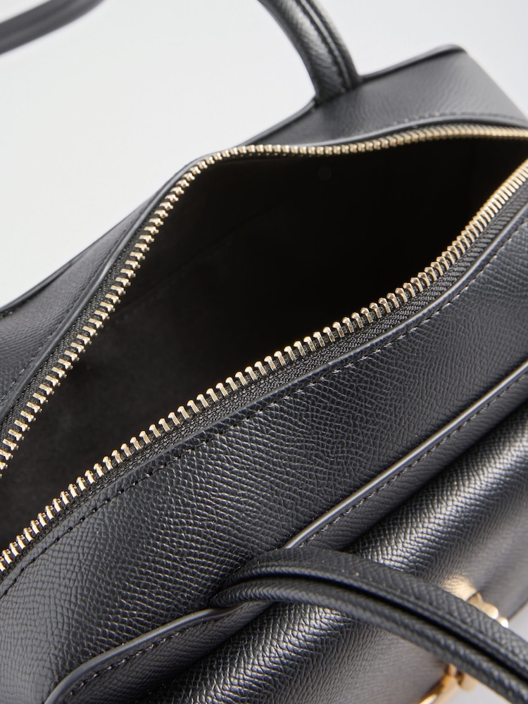 Lipsy Black T-Bar Boxy Shoulder Bag - Image 4 of 4