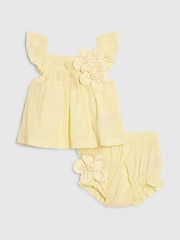 طقم من رداء عُلوي وشورت واسع مُزيَّن بزهور من River Island - صورة 1 من 5