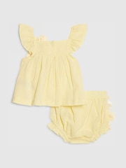طقم من رداء عُلوي وشورت واسع مُزيَّن بزهور من River Island - صورة 2 من 5