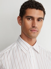 Reiss White/Brown Stripe Titan Cotton Pinstripe Spread-Collar Shirt Regular-Fit - Image 3 of 7