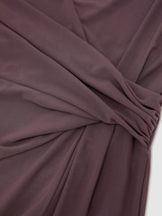 Taupe-bruin - Reiss Dylan mouwloze maxi-jurk met gedrapeerde details - Afbeelding 6 van 6