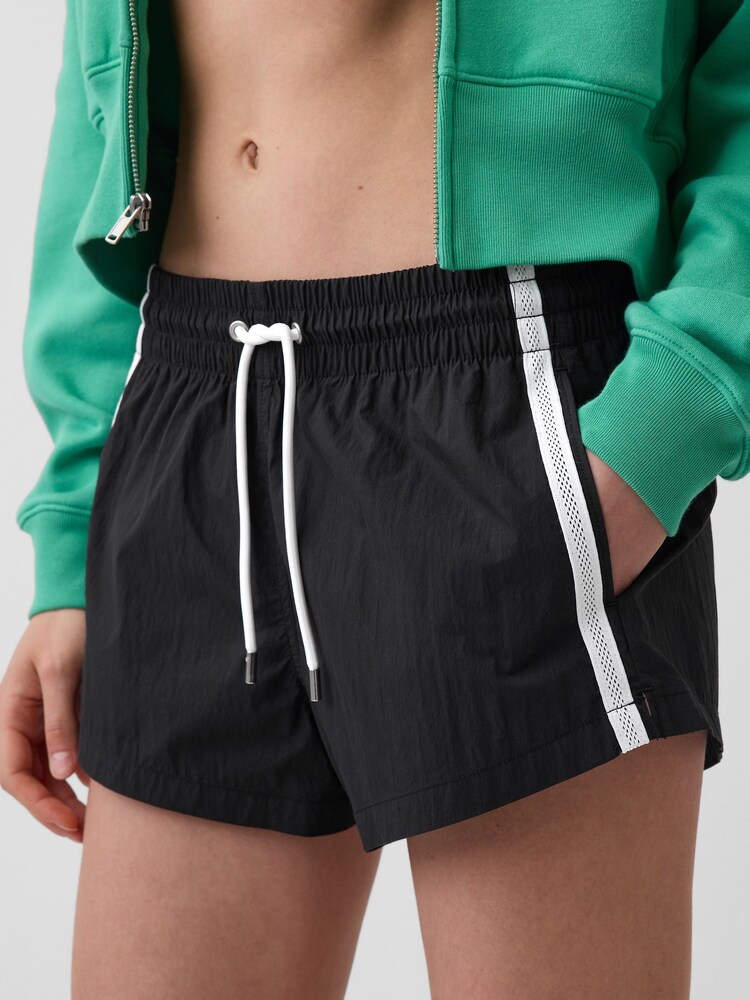 Gap Black 2.5 inch Track Shorts - Image 5 of 5