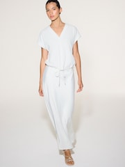 Ecru Short Sleeve V-Neck Bubblehem Top - Image 2 of 10