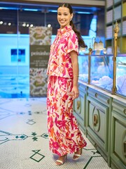 Yumi Pink Abstract Floral Shirt - Image 4 of 4