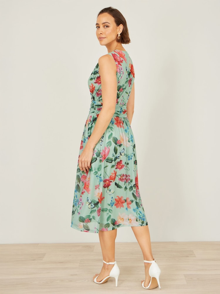 Yumi Mint Green Blurred Floral Print Mesh Stretch Midi Dress With Pockets - Image 2 of 4