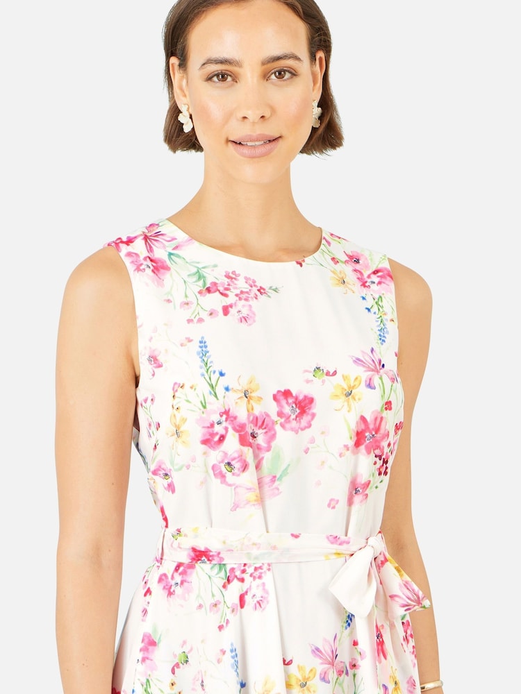 Yumi White Delicate Floral Midi Skater Dress - Image 5 of 5