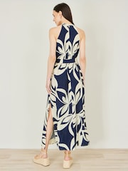 Yumi Geo Swirl Print Halter Maxi Dress - Imagen 2 de 4
