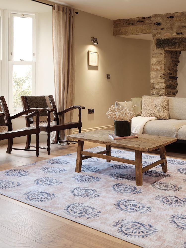 Hug Rug Blue Woodblock Paisley Rug - Image 1 of 4 Hug Rug Blue Woodblock Paisley Rug - Image 1 of 4